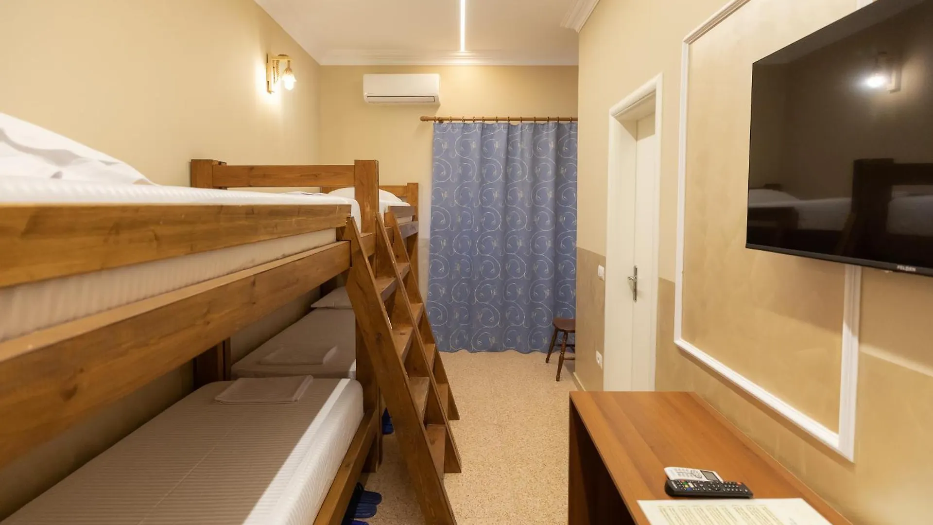 Vila Kaci Durrës