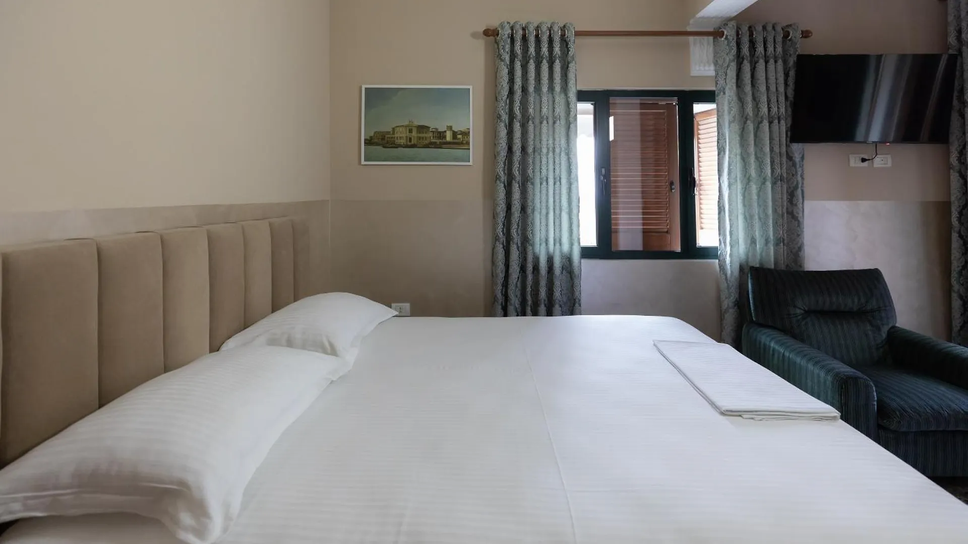 Vila Kaci Durres Homestay