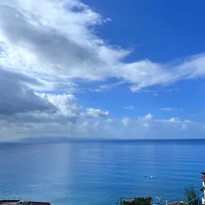 Apartmán Sevilia, Qëparo