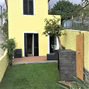 Casa Amarela Vila Funchal (Madeira)